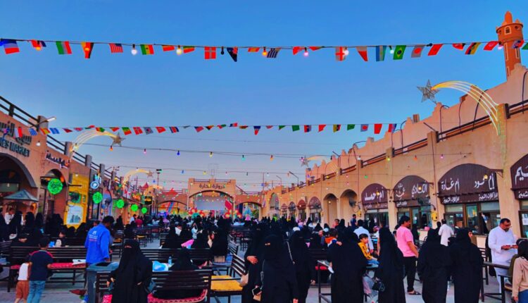 القرية الشعبية في الأحساء